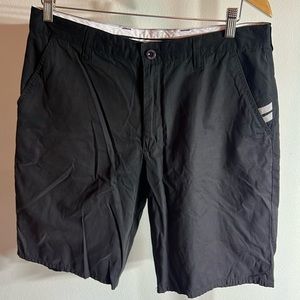 Travis Mathew Men's Golf Short Size 34 Black